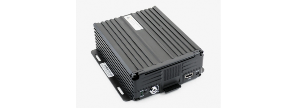 CARVIS MD-324HDD - надёжный помощник на дороге